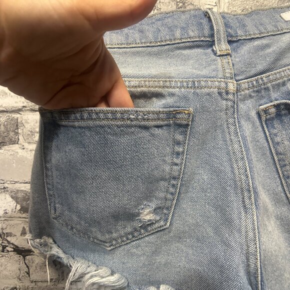 EUC Cello Distressed Denim Shorts 2' Inseam Size Small - Picture 10 of 15